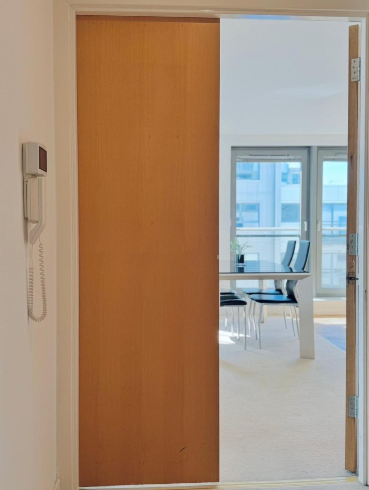 Modern Two Bedroom Apartments エディンバラ エクステリア 写真