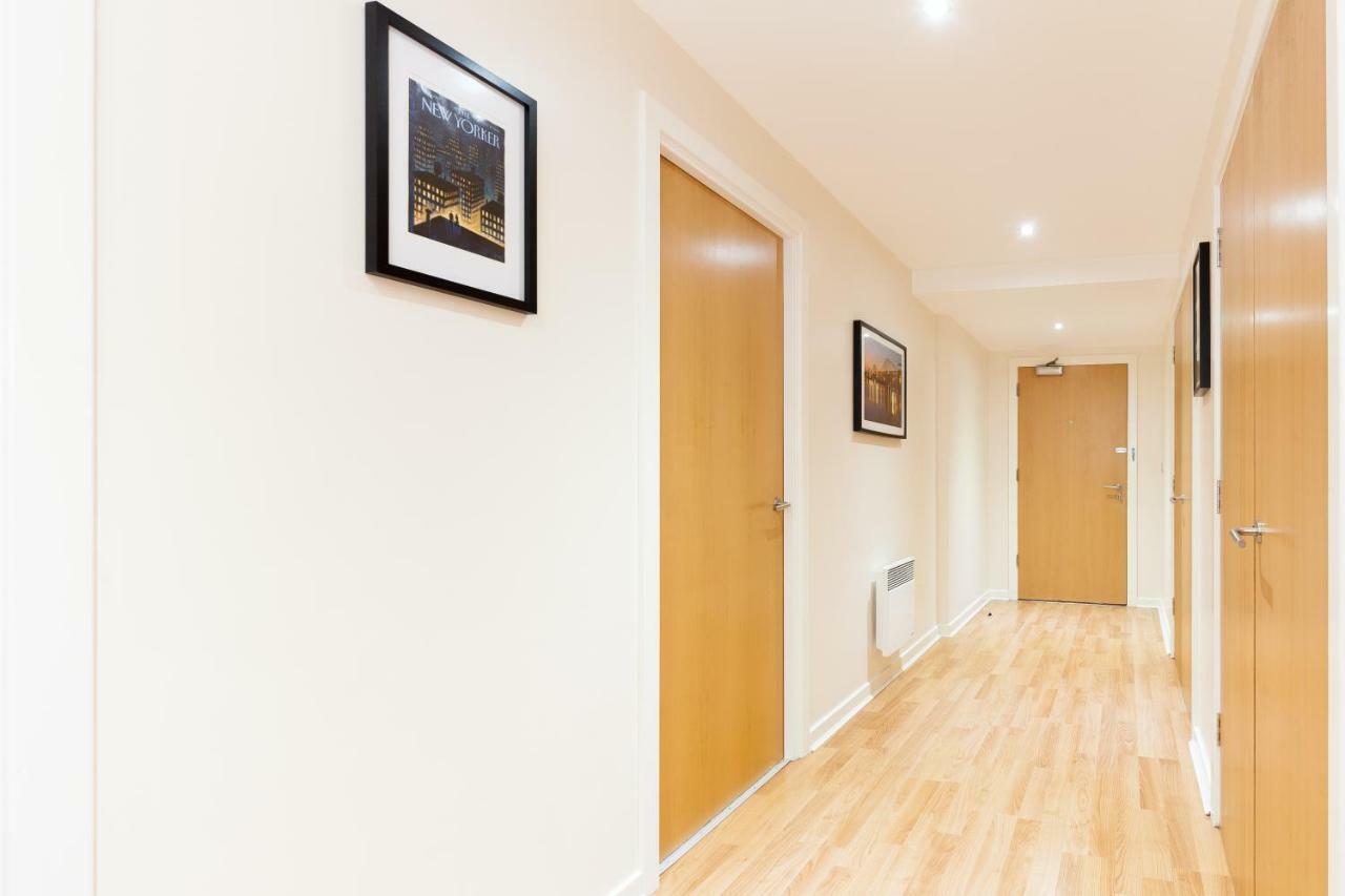 Modern Two Bedroom Apartments エディンバラ エクステリア 写真